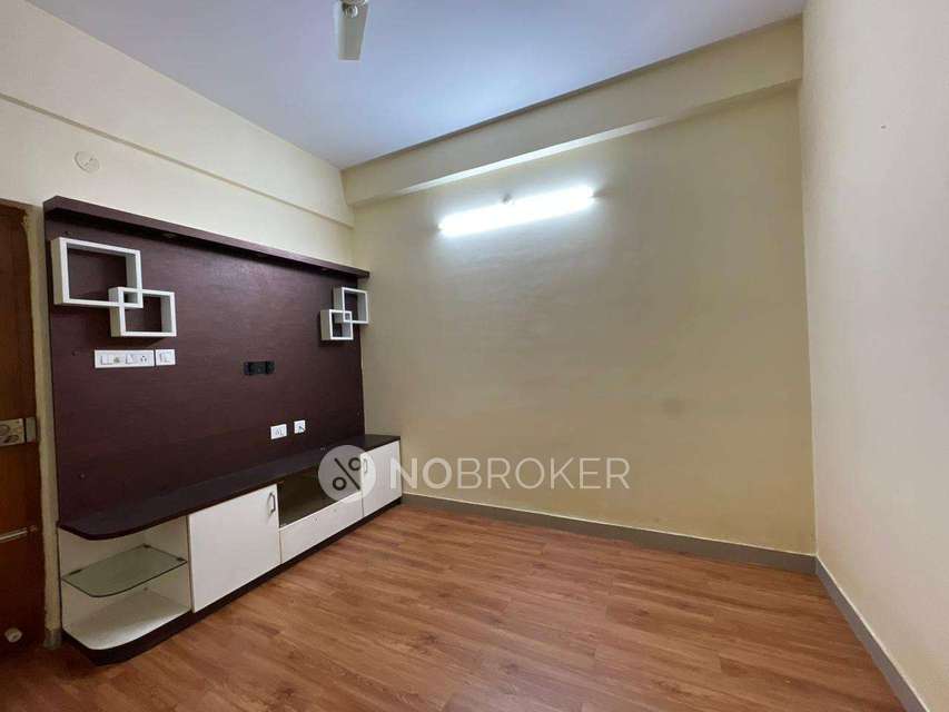 2 BHK Flat In Swarna Meenakshi Prides For Sale  In Kadugodi