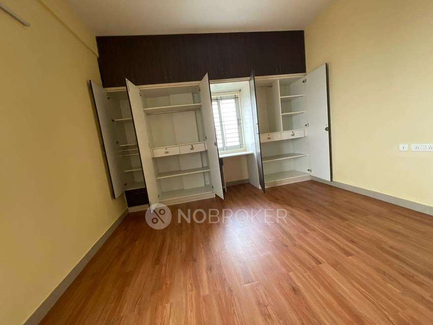 2 BHK Flat In Swarna Meenakshi Prides For Sale  In Kadugodi