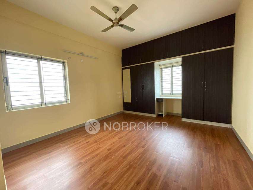 2 BHK Flat In Swarna Meenakshi Prides For Sale  In Kadugodi