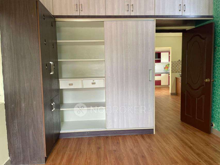 2 BHK Flat In Swarna Meenakshi Prides For Sale  In Kadugodi