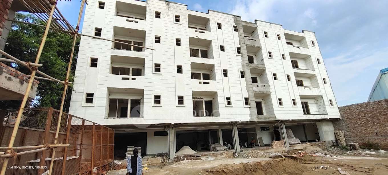 4 BHK Flat In Surbhi Sakshi Housing for Rent  In Dwarka