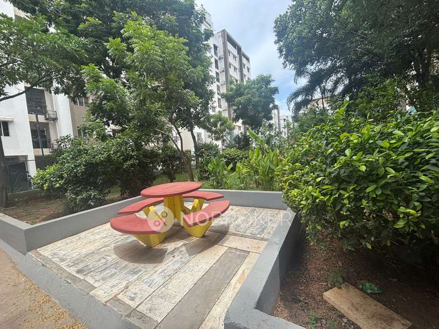 1 BHK Flat In Adroit District S For Sale  In Thazhambur