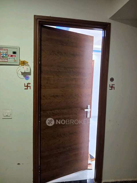 2 BHK Flat In Unix 2 Apartment For Sale  In State Bank Of India Mehrauli