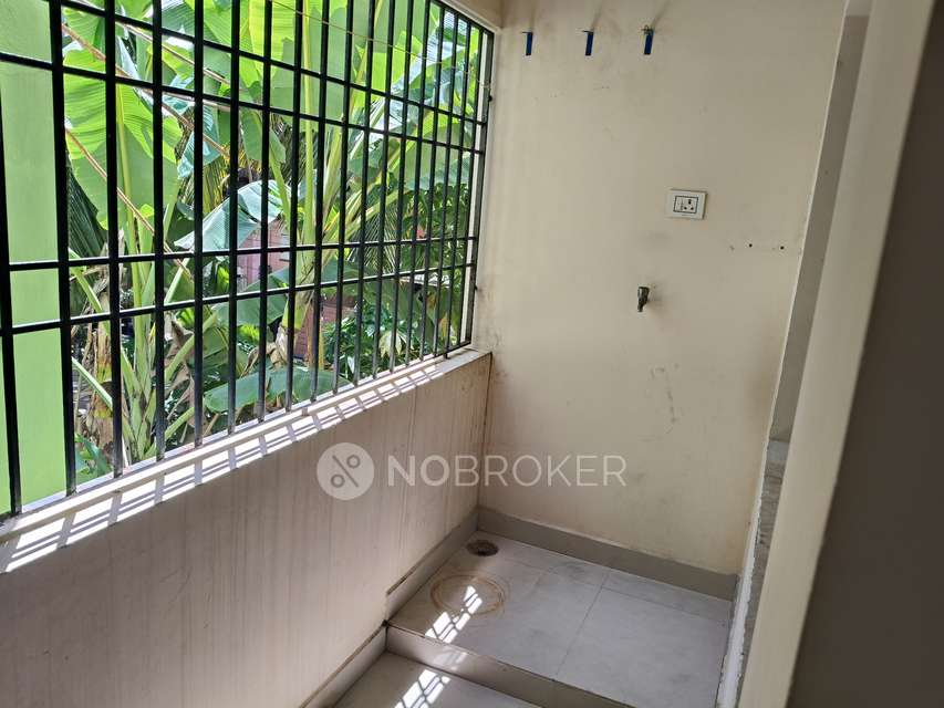 2 BHK Flat In Kr Thanikachalam Nagar  For Sale  In Ponniammanmedu