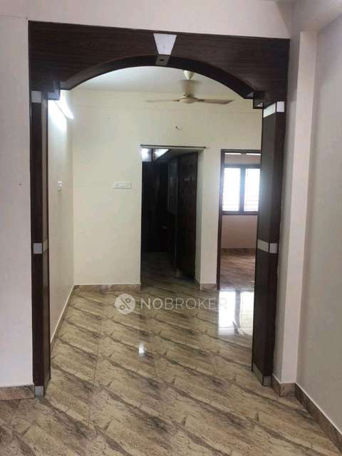 2 BHK Flat In Amirtham Flats For Sale  In 26x6+xvj, Vadapalani, Chennai, Tamil Nadu 600026, India