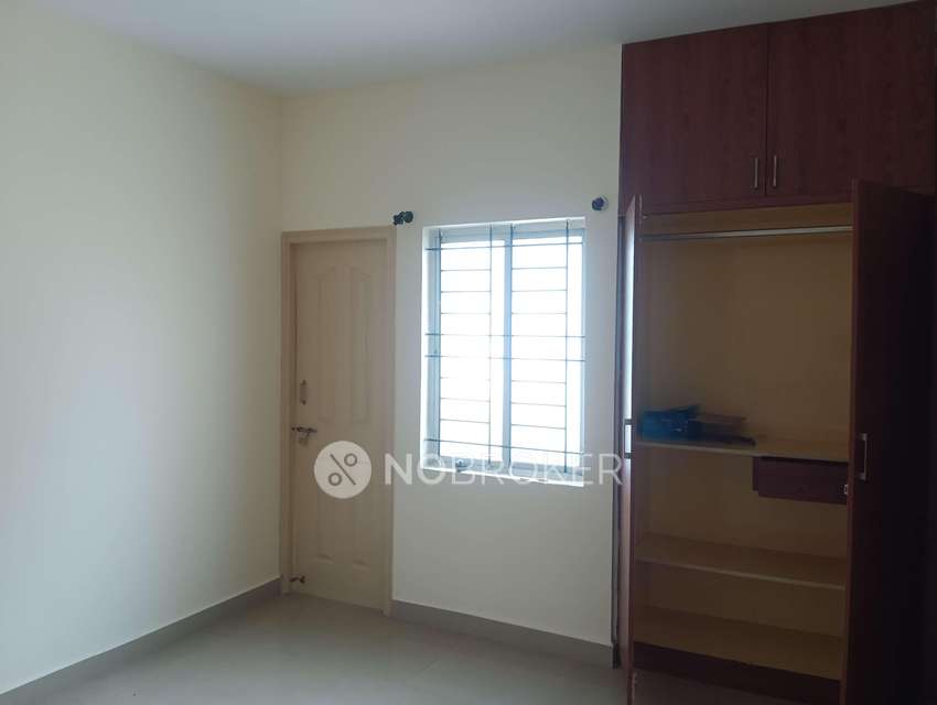2 BHK Flat In Reliable Pride Apartment For Sale  In Muneshwara Nagar