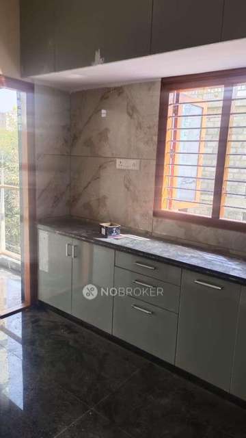 4+ BHK Flat In Standalone Building  For Sale  In Singasandra