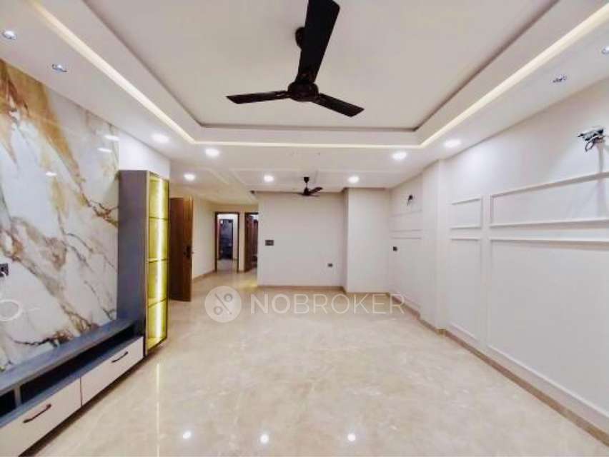 3 BHK Flat In Mansarover Garden For Sale  In Mansarover Garden