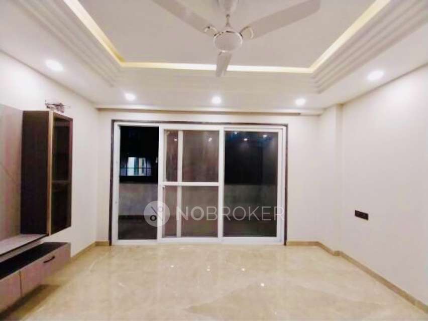 3 BHK Flat In Mansarover Garden For Sale  In Mansarover Garden