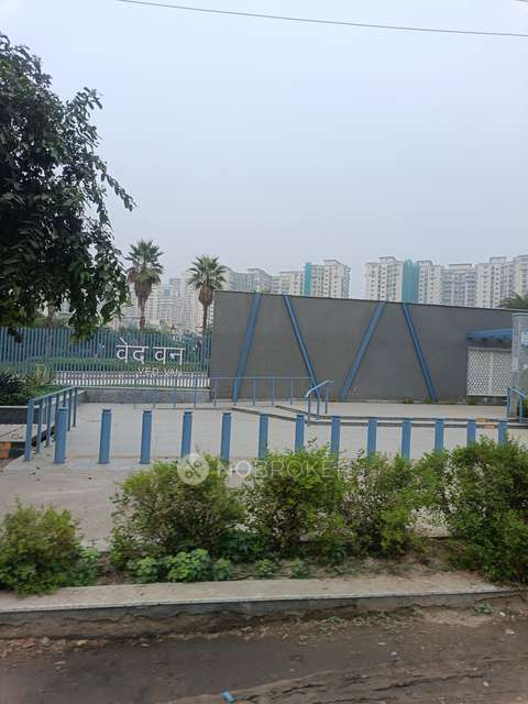 2 BHK Flat In Antriksh Golf View 2 For Sale  In Antriksh Golf View 2, Sector 78, Noida, Uttar Pradesh 201305, India