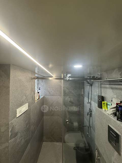 2 BHK Flat In Dani Sadan For Sale  In Walkeshwar