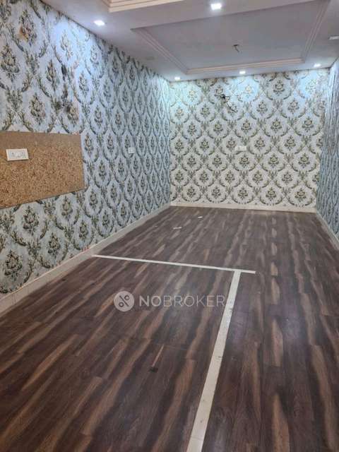 Office Space in Shakti Nagar, Block A, Kamla Nagar, Delhi, 110007, India, Delhi for sale 