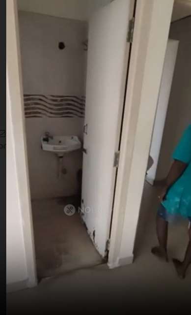 2 BHK Flat In Color Gates For Sale  In  Perumbakkam, Chennai