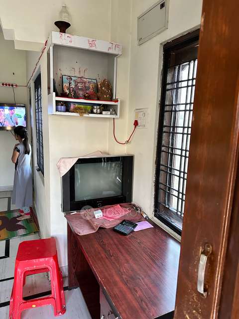 2 BHK Flat In Kp Residency For Sale  In 102, Pragathi Nagar Road