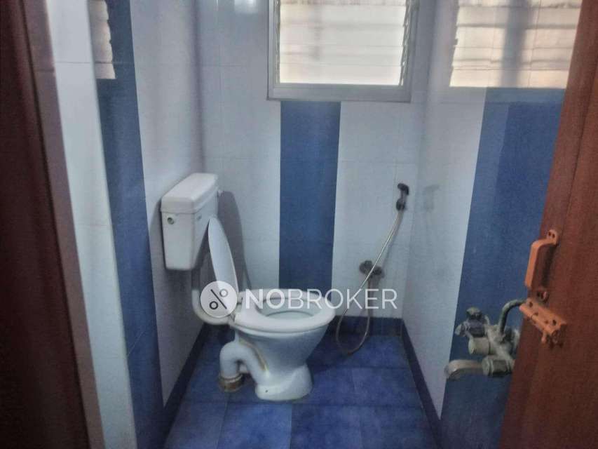 1 BHK Flat In Harris Towers For Sale  In  Kodambakkam