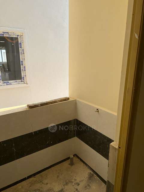 2 BHK Flat In Glory Heights, Bandlaguda Jagir For Sale  In Bandlaguda Jagir