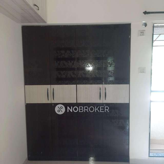 1 BHK Flat In  Ulhas Building,  For Sale  In Thane West