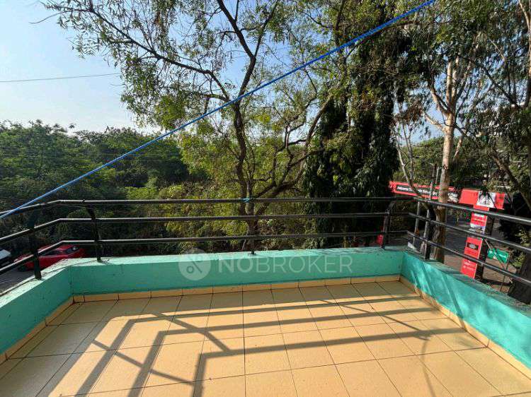 Single Room for Male In 3 BHK  In Daffodils In Shop No 3, Varuna Residency, Kate Vasti Pimple Saudagar, Kunj Colony, Pimple Saudagar, Pimpri-chinchwad, Pune, Maharashtra 411027, India