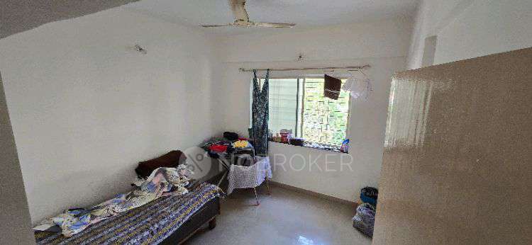 Single Room for Male In 3 BHK  In Daffodils In Shop No 3, Varuna Residency, Kate Vasti Pimple Saudagar, Kunj Colony, Pimple Saudagar, Pimpri-chinchwad, Pune, Maharashtra 411027, India