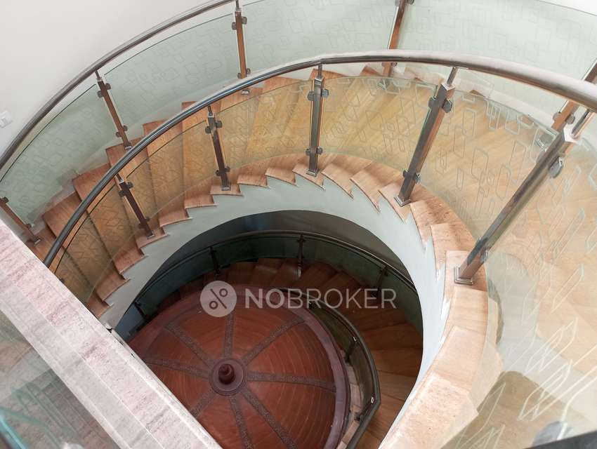 4+ BHK House For Sale  In Kithiganur