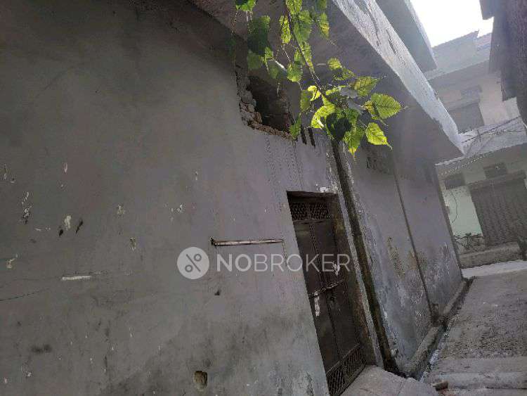 4 BHK House For Sale  In 220, Karawal Nagar, Delhi, 110090, India