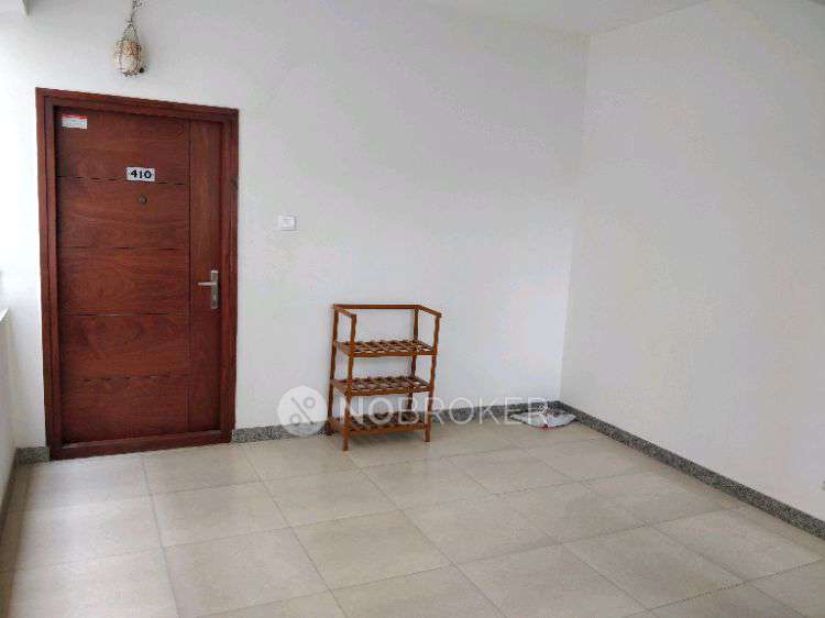 2 BHK Flat In Advent For Sale  In Isnapur