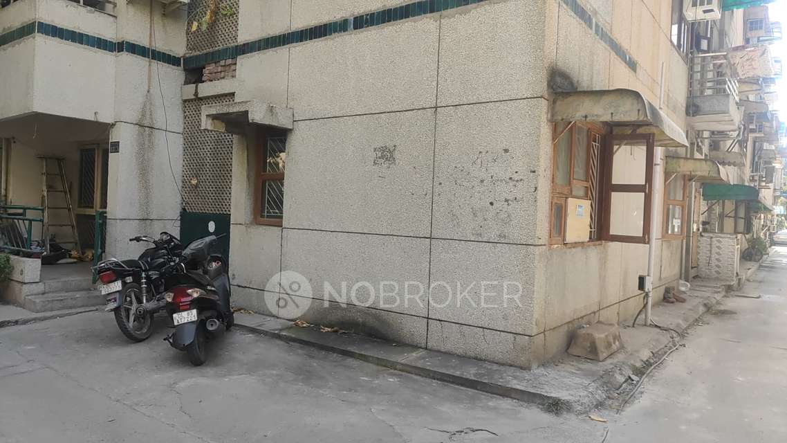 3 BHK Flat In Sai Apartment, Sector 13 For Sale  In Sai Apartment