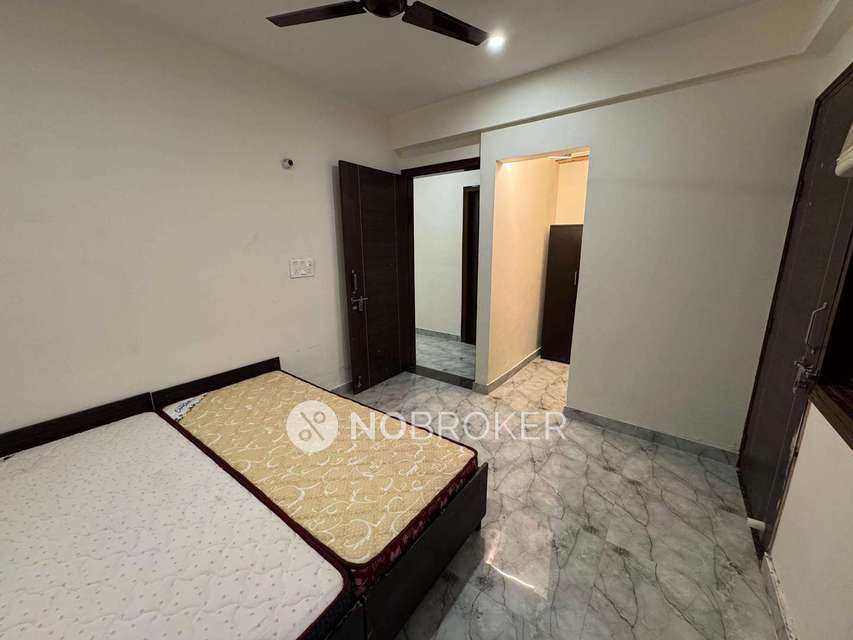 PG for Girls in Sector 135