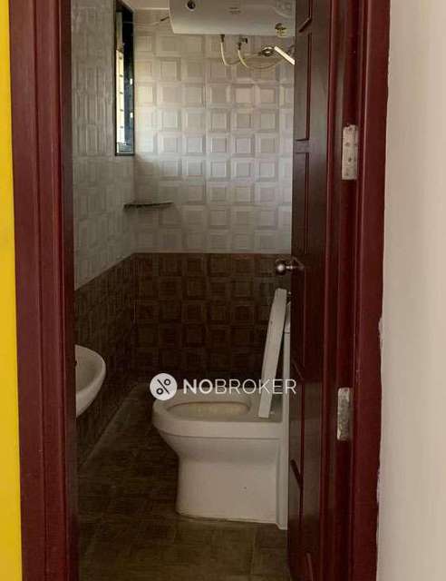 4+ BHK Flat For Sale  In Kasavanahalli