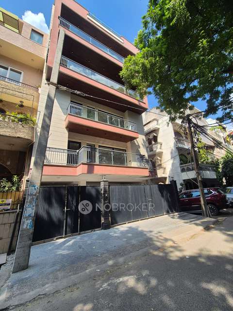 3 BHK Flat In Standalone Building  For Sale  In East Of Kailash