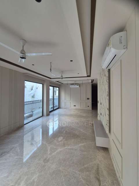 3 BHK Flat In Standalone Building  For Sale  In East Of Kailash