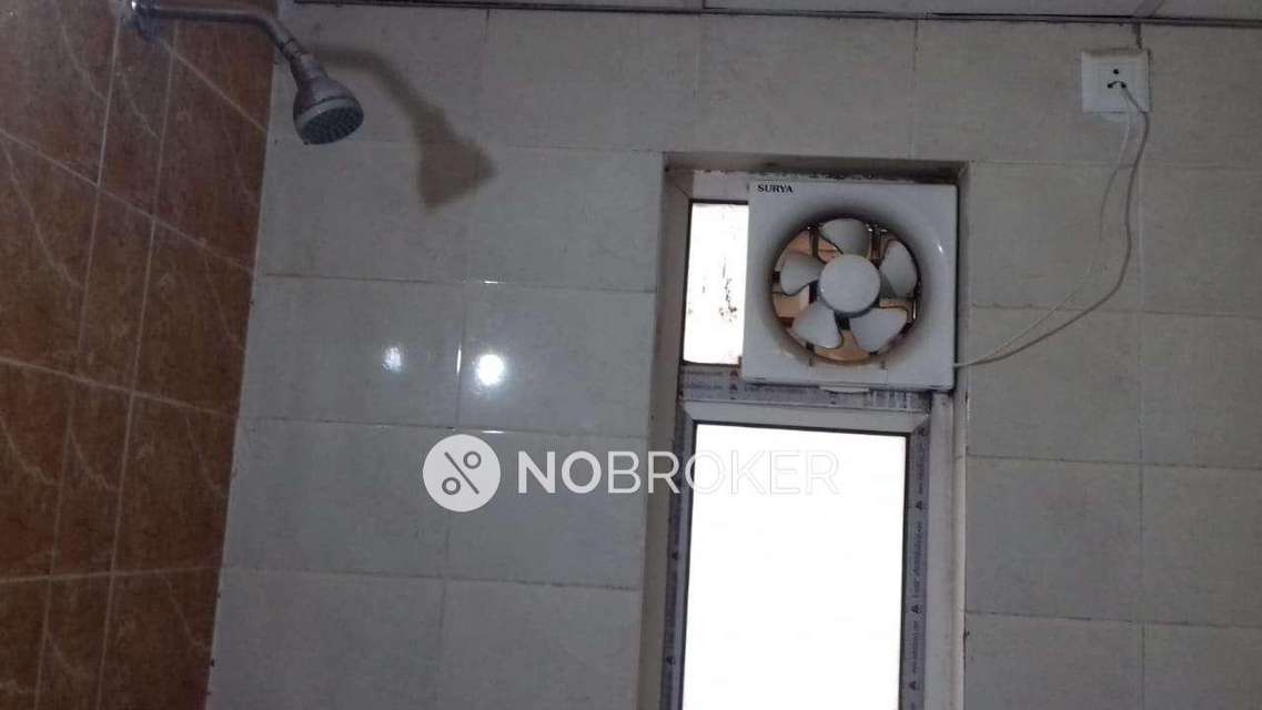 2 BHK Flat In Logix Blossom Greens Noida For Sale  In Sector 143