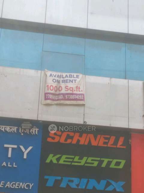 Showroom in Dhankawadi, Pune for Rent 