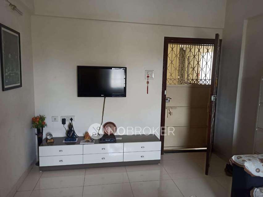 2 BHK Flat In Swarganga Society For Sale  In Pimpri-chinchwad