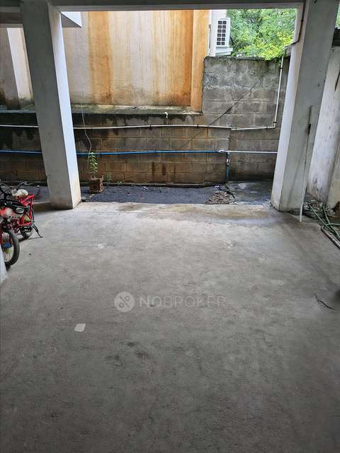 2 BHK Flat In Rajmanis Mathura Apartments For Sale  In  Kolapakkam, Chennai.