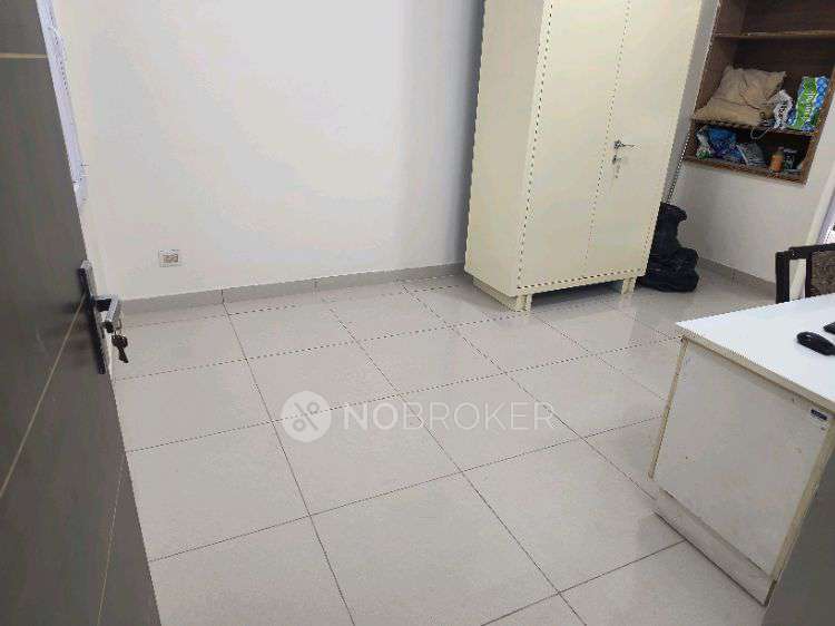 2 BHK Flat In New Friends Colony For Sale  In New Friends Colony