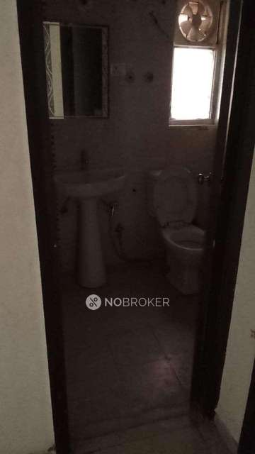 4 BHK Flat In Windsor Paradise 2 For Sale  In Raj Nagar Extension