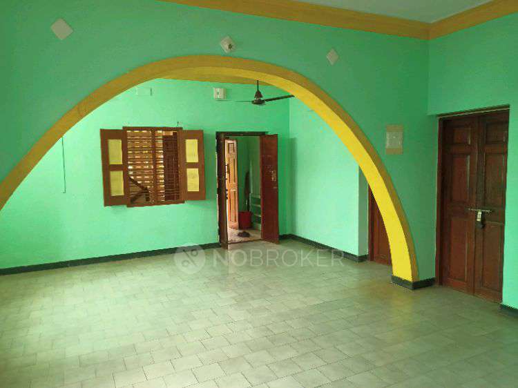 4+ BHK House For Sale  In Ambattur