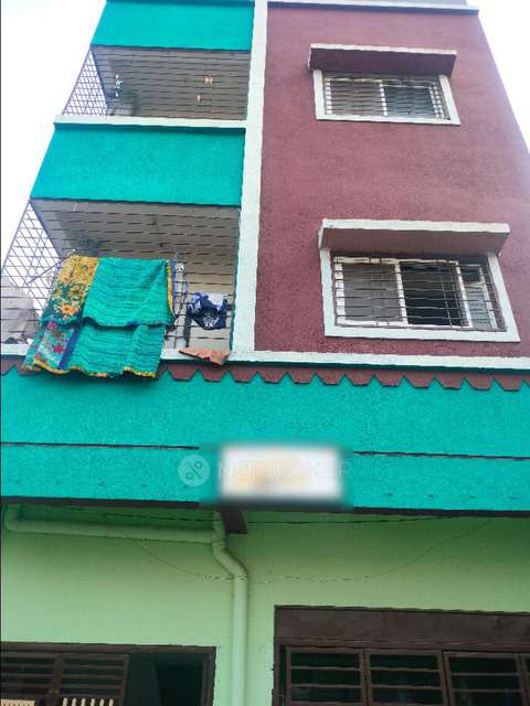 4+ BHK House For Sale  In  Hadapsar