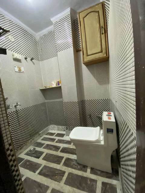 2 BHK Flat In Sb For Sale  In Shastri Nagar