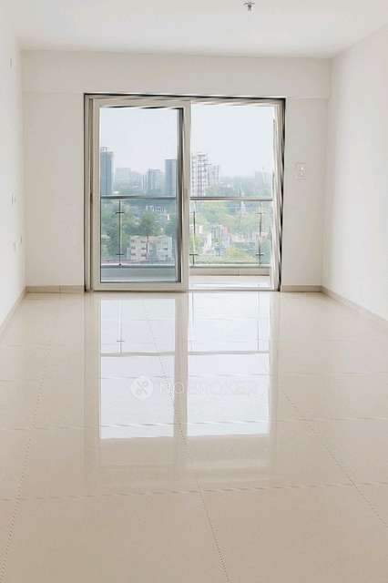 4 BHK Flat In Osian One And Only For Sale  In Mundhwa