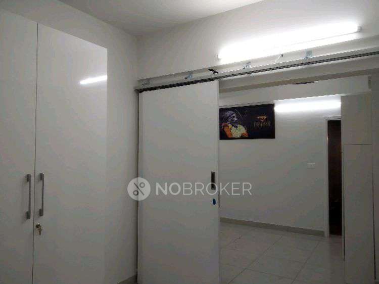 2 BHK Flat In Iconest3  For Sale  In Bommasandra