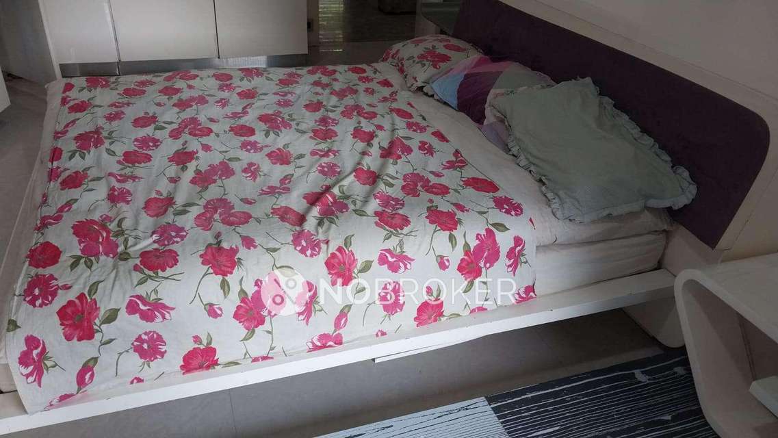 4 BHK Flat In Karishma Apartment For Sale  In Kandivali West