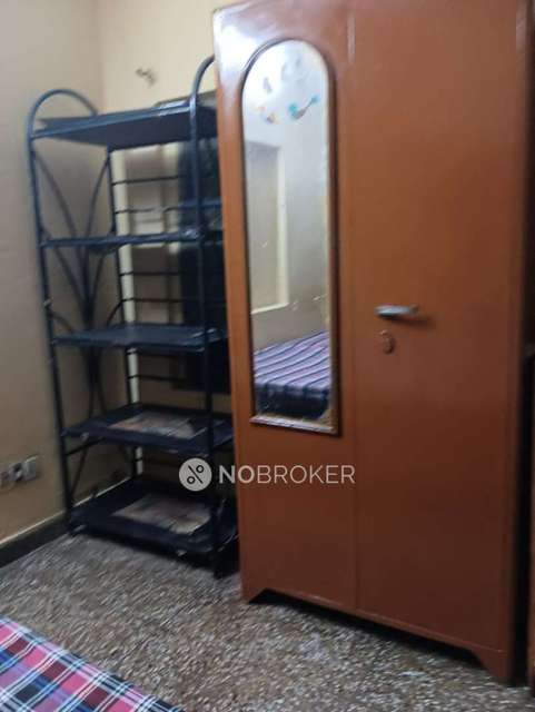 PG for Girls in Shakarpur Khas