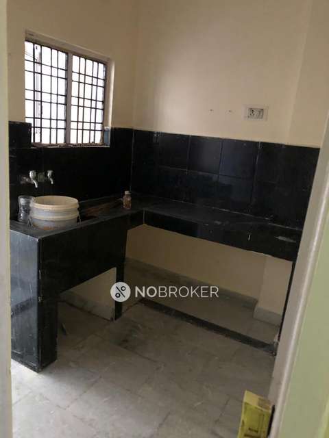 3 BHK Flat In Tapasvi Apartments For Sale  In Amberpet