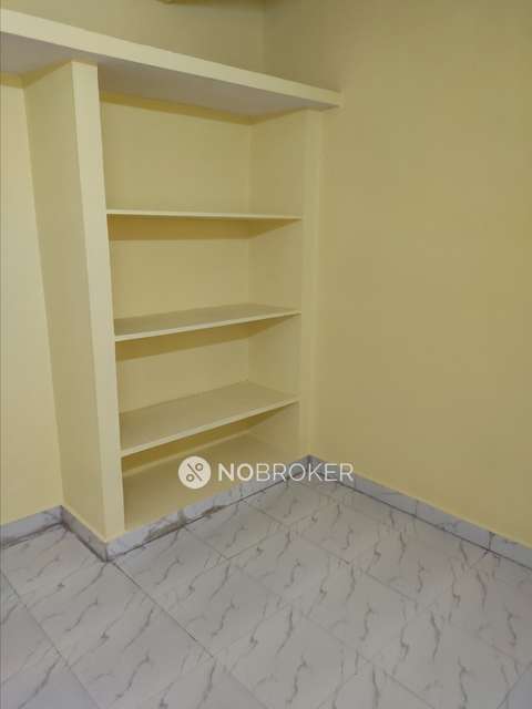 2 BHK Flat In Saroji Garden  for Rent  In Medavakkam