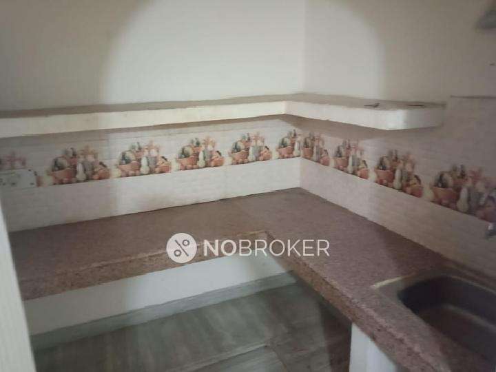 1 BHK Flat for Rent  In Mandawali