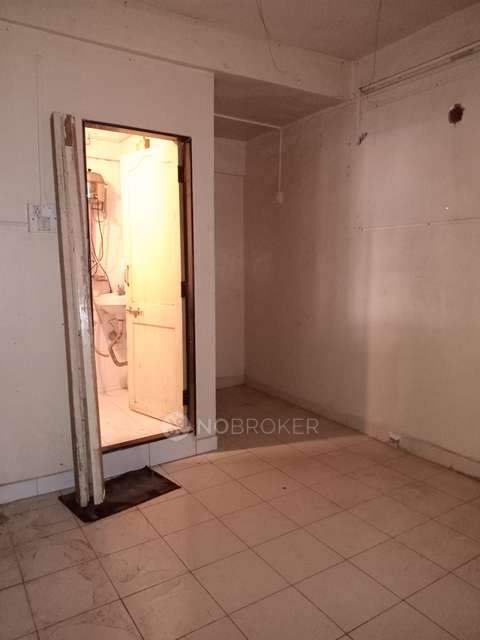 Office Space in Budhwar Peth Road, Pune for Rent 