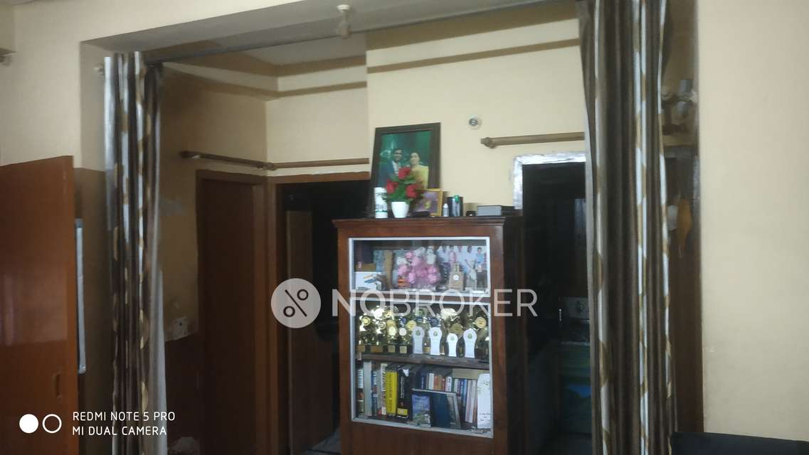 2 BHK Flat In Engineers Appartment For Sale  In Niti Khand I