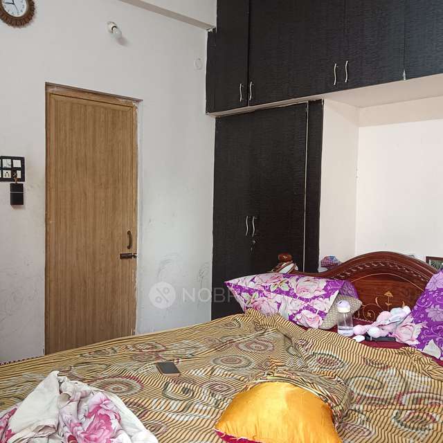 2 BHK Flat In Oyester Homes Crest Castle For Sale  In Cholambedu